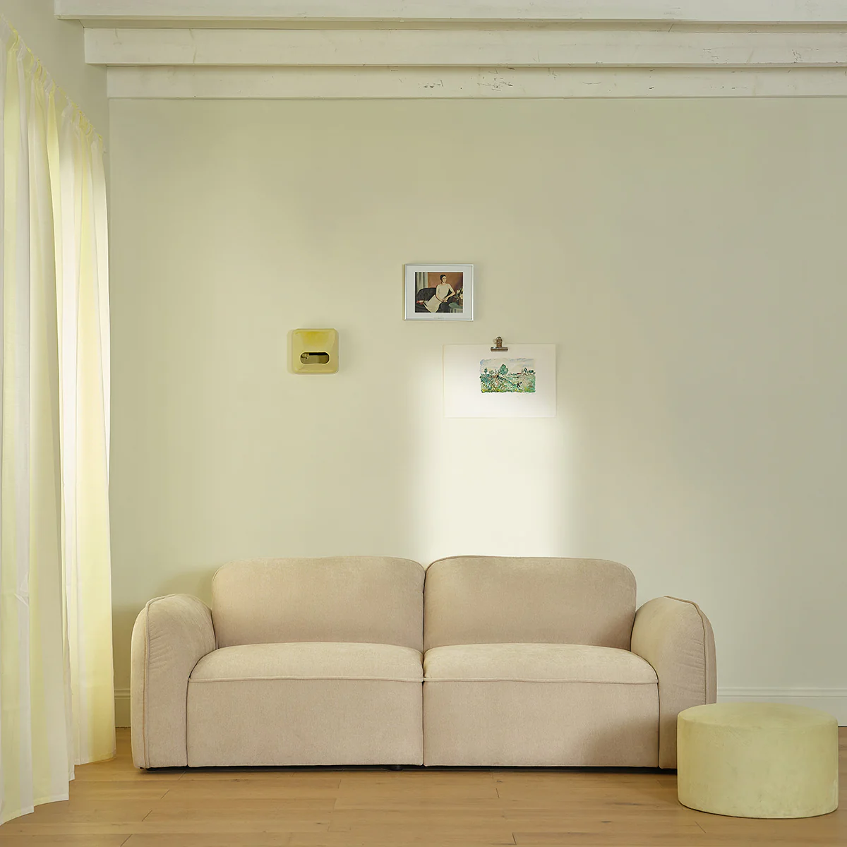 Canapé droit 3 places en velours beige chiné