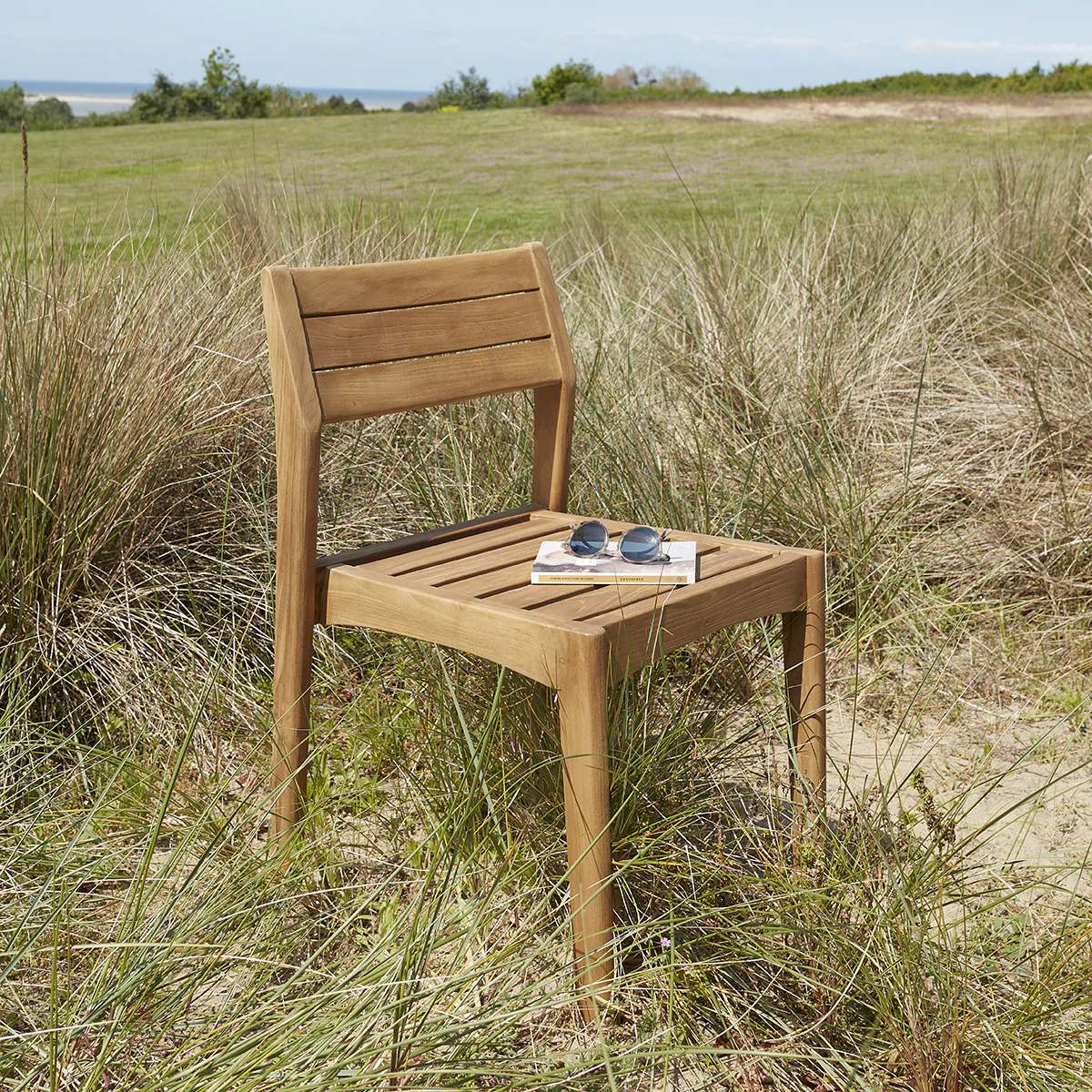 Chaise de jardin en teck massif recyclé
