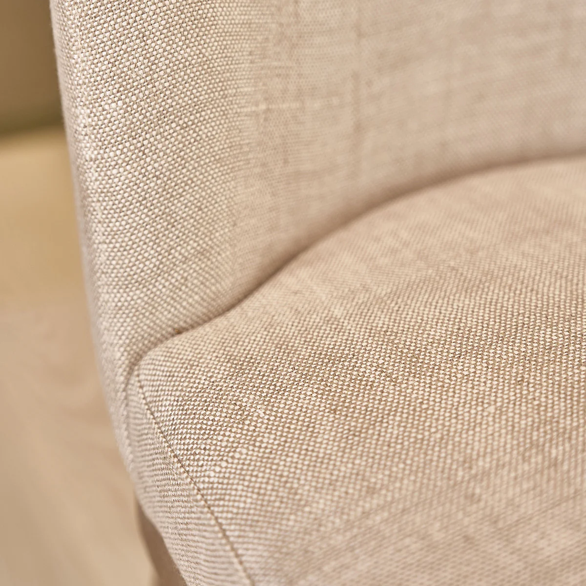 Lot de 2 chaises en chêne massif et tissu lin - Image 5