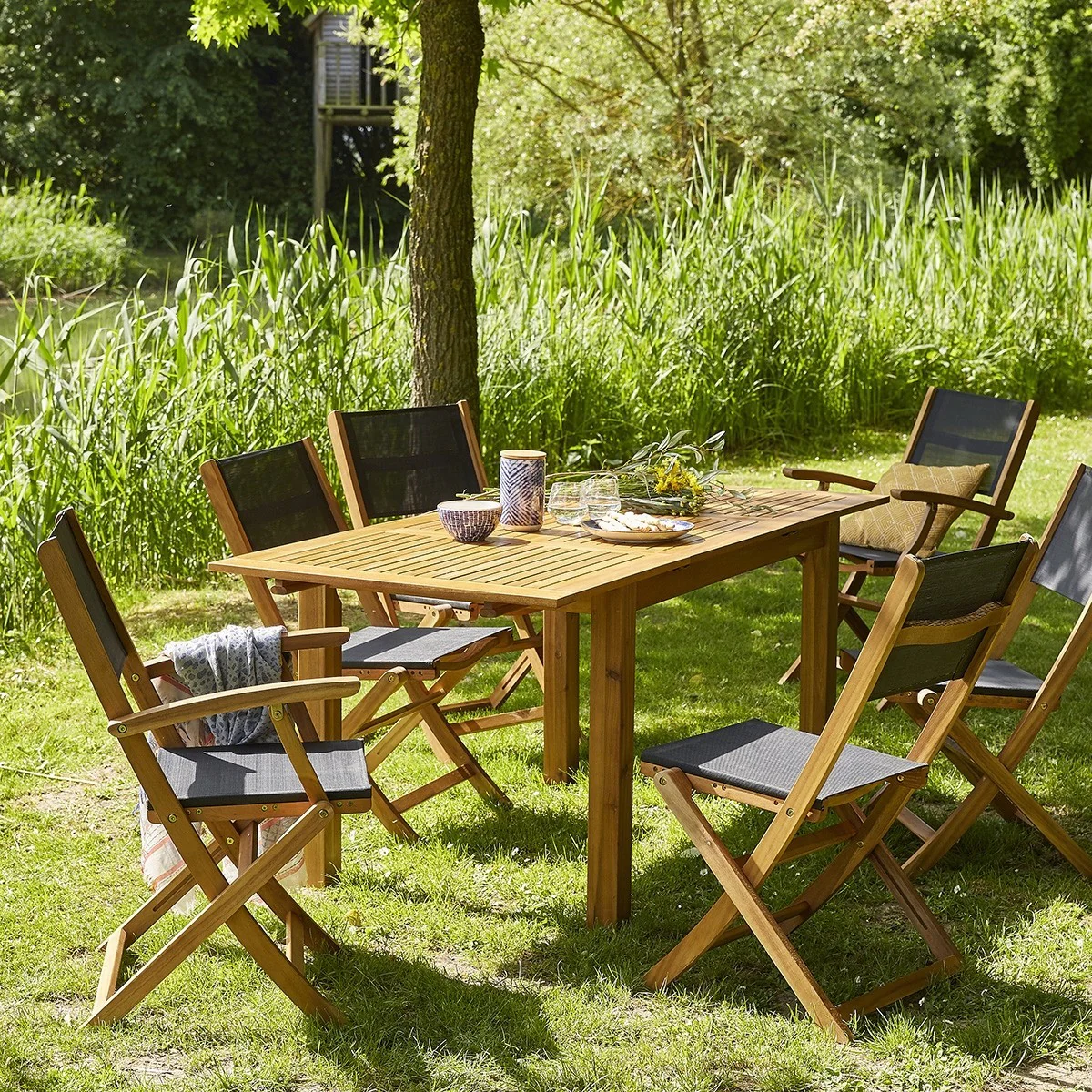 Fauteuil de jardin en acacia massif et textilène noir - Image 6