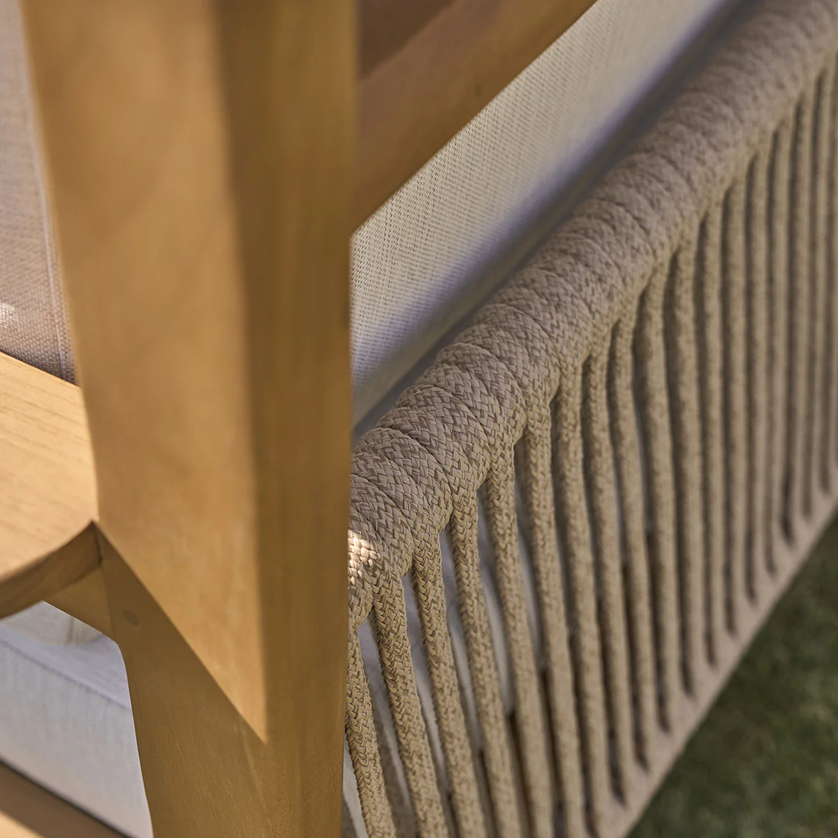 Fauteuil de jardin en teck massif avec coussins - Image 5