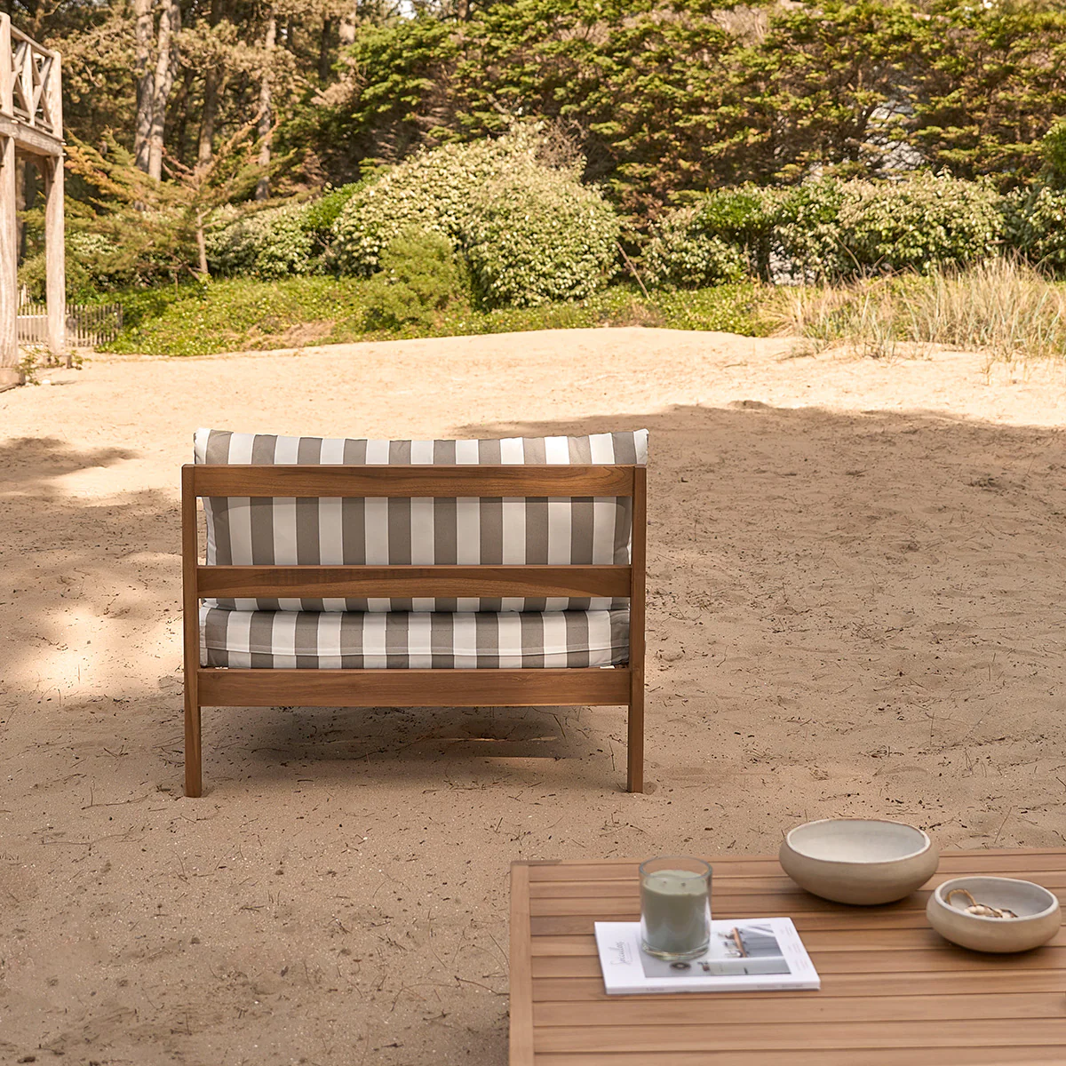 Fauteuil de jardin en teck massif rayé - Image 3