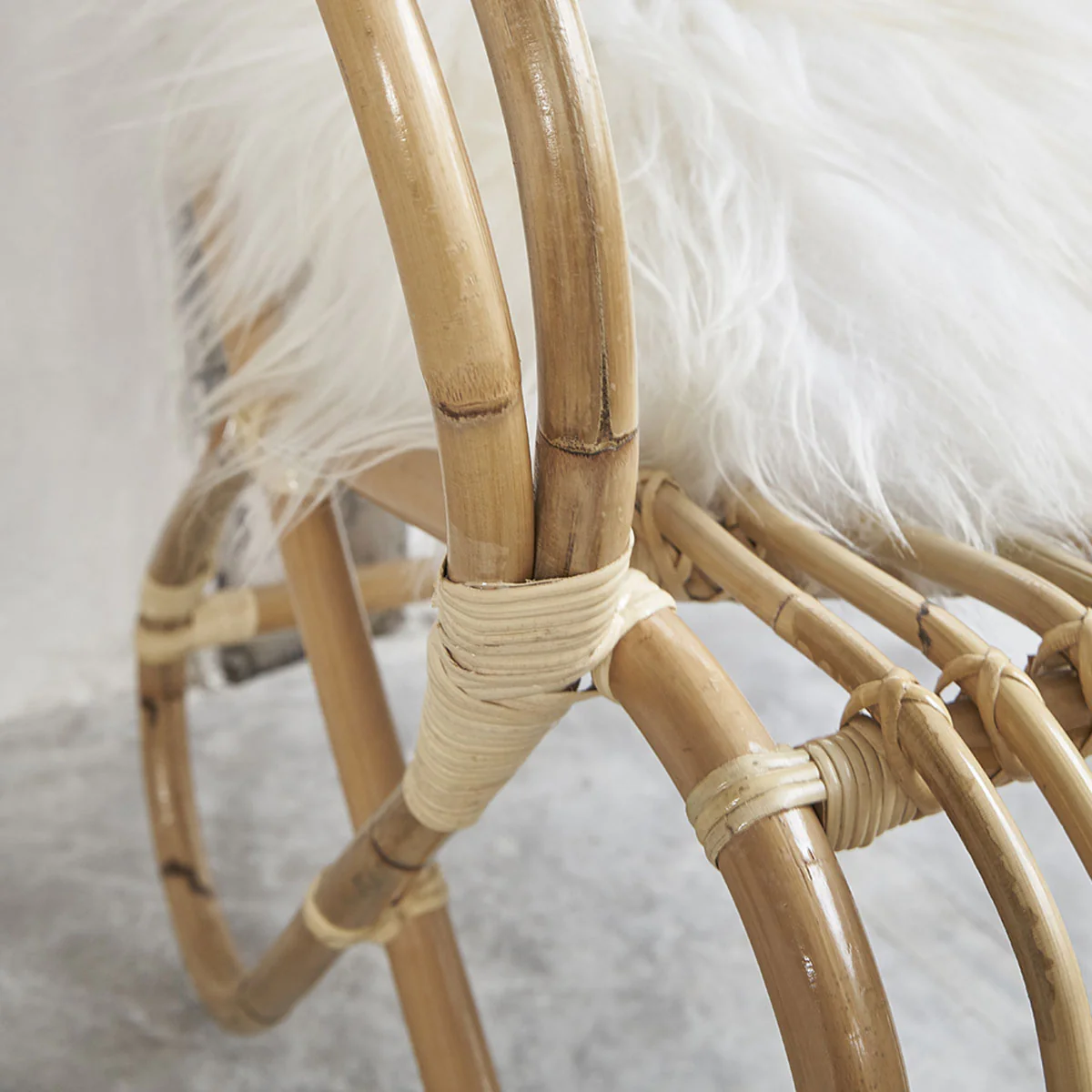 Fauteuil en rotin cosy - Image 4