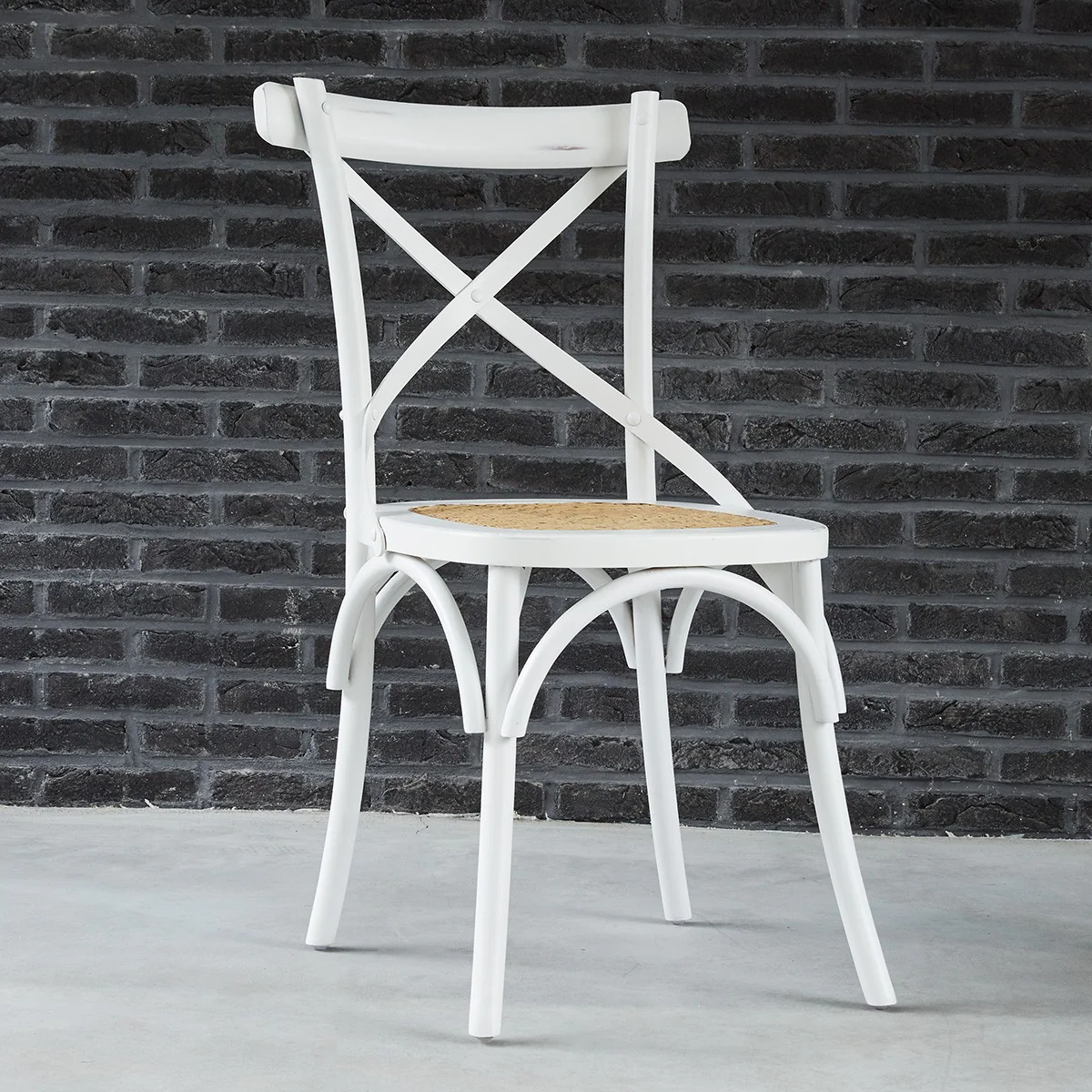 Lot de 2 chaises bistrot en acajou massif et rotin - Image 6