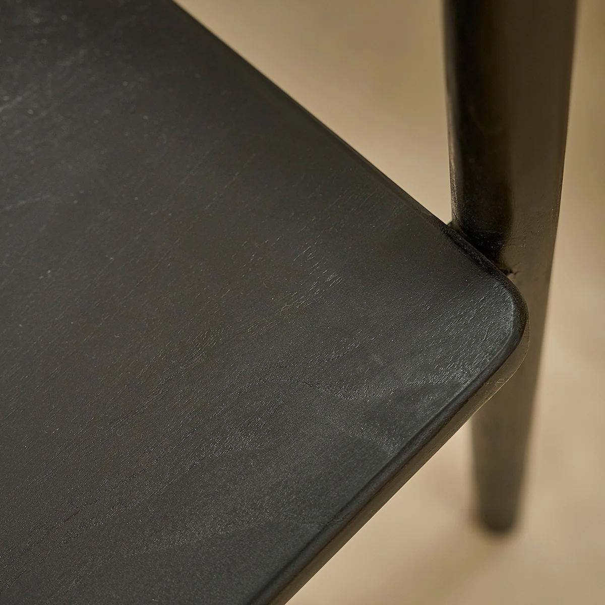 Lot de 2 chaises en teck massif noire - Image 5