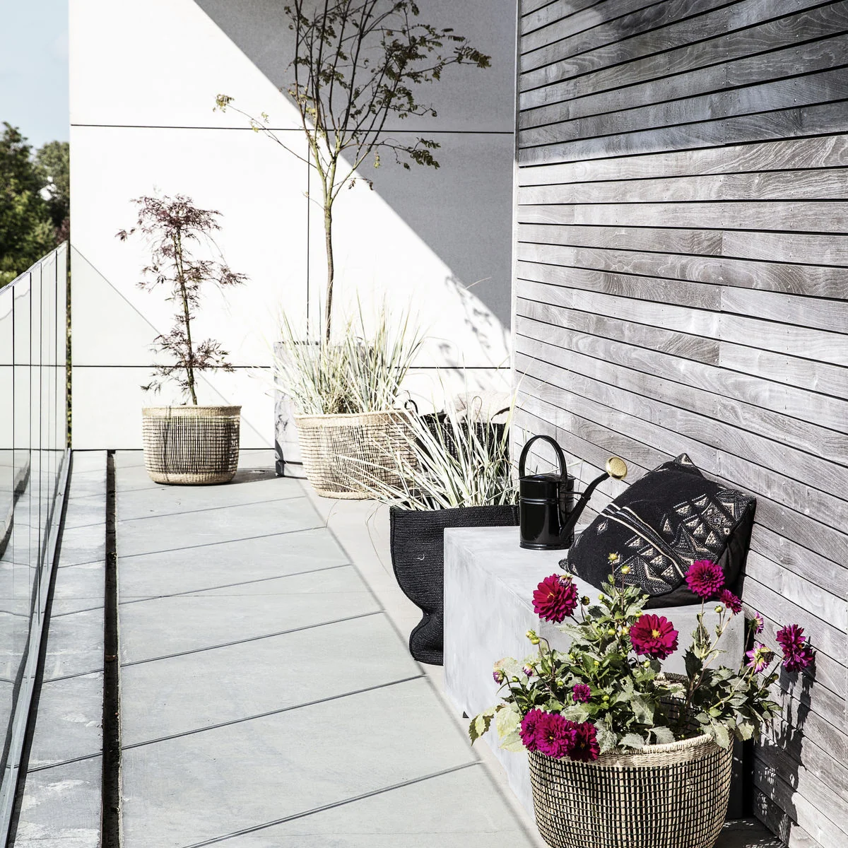 Lot de 3 paniers naturels et noirs - Image 3