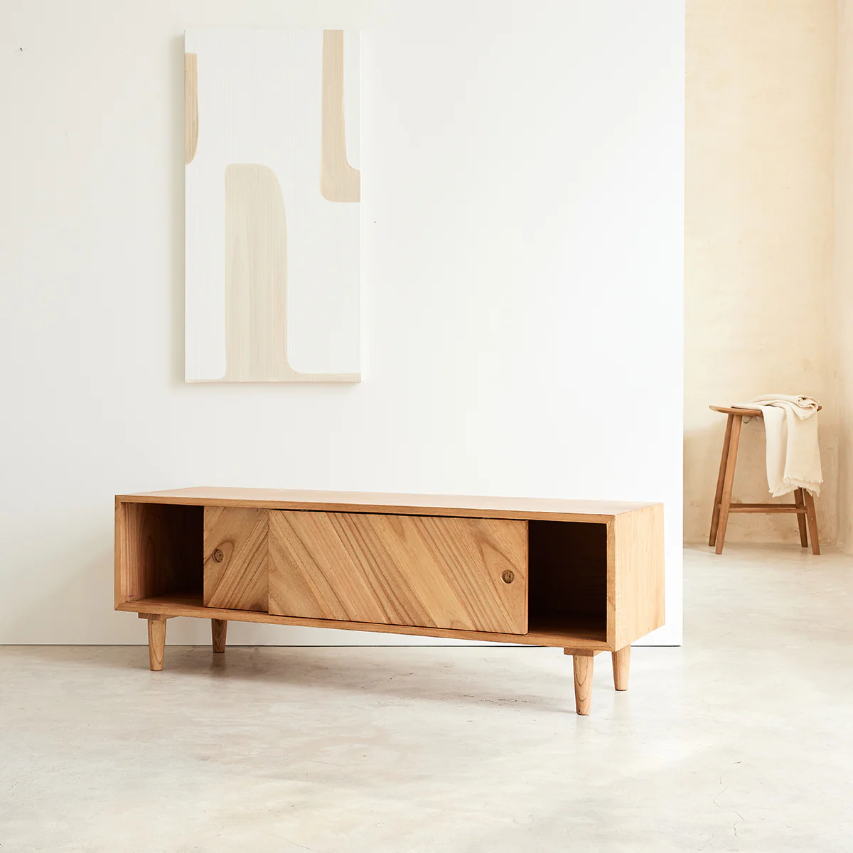 Meuble TV en mindi massif 135 cm - Image 4