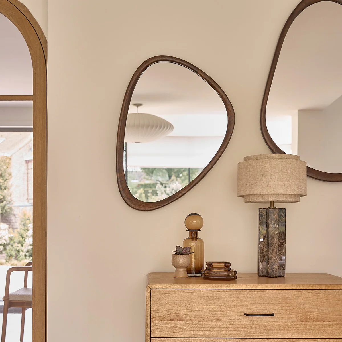 Miroir en mindi massif finition noyer 75x60 cm - Image 6