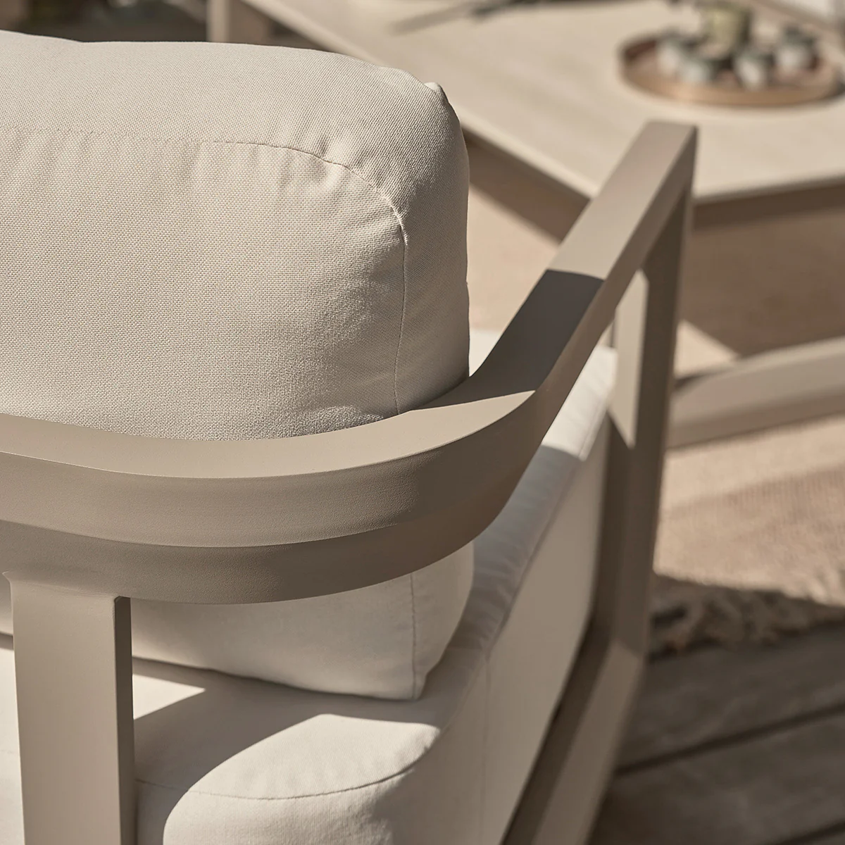 Salon de jardin bas en aluminium taupe 5 pers. - Image 5