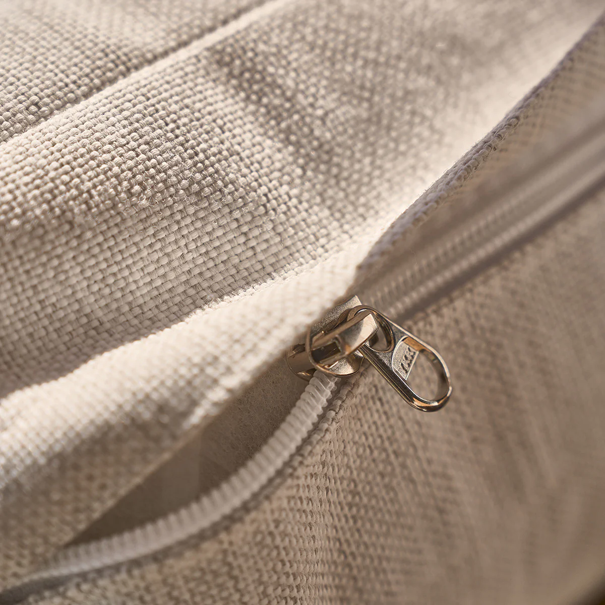Salon bas de jardin en teck massif avec coussins - Image 7