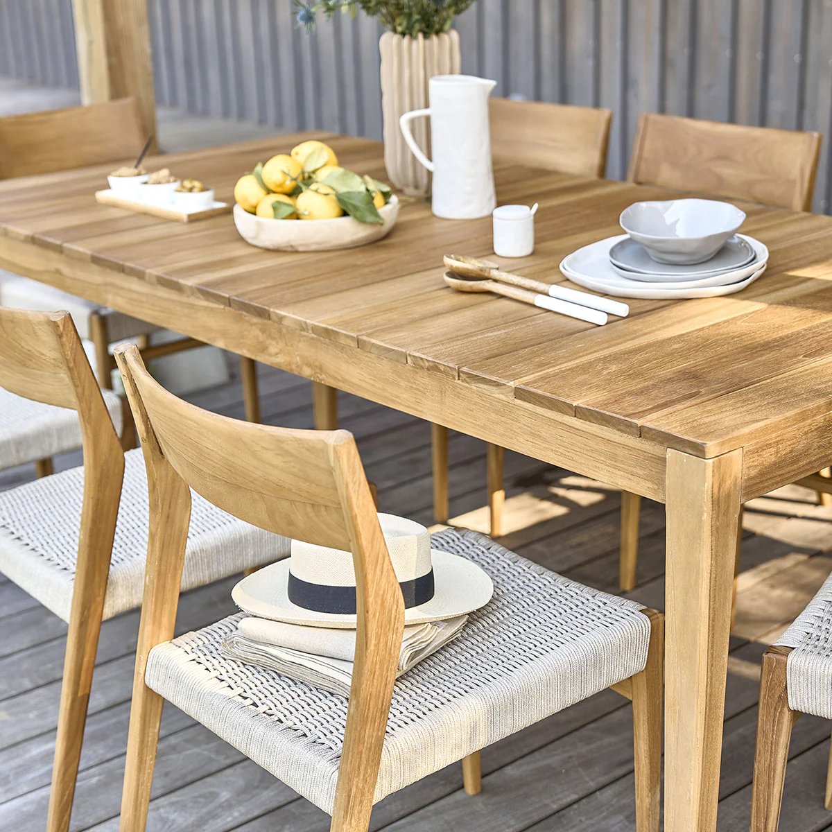 Salon de jardin en teck massif et cordage beige 8 pers. - Image 6