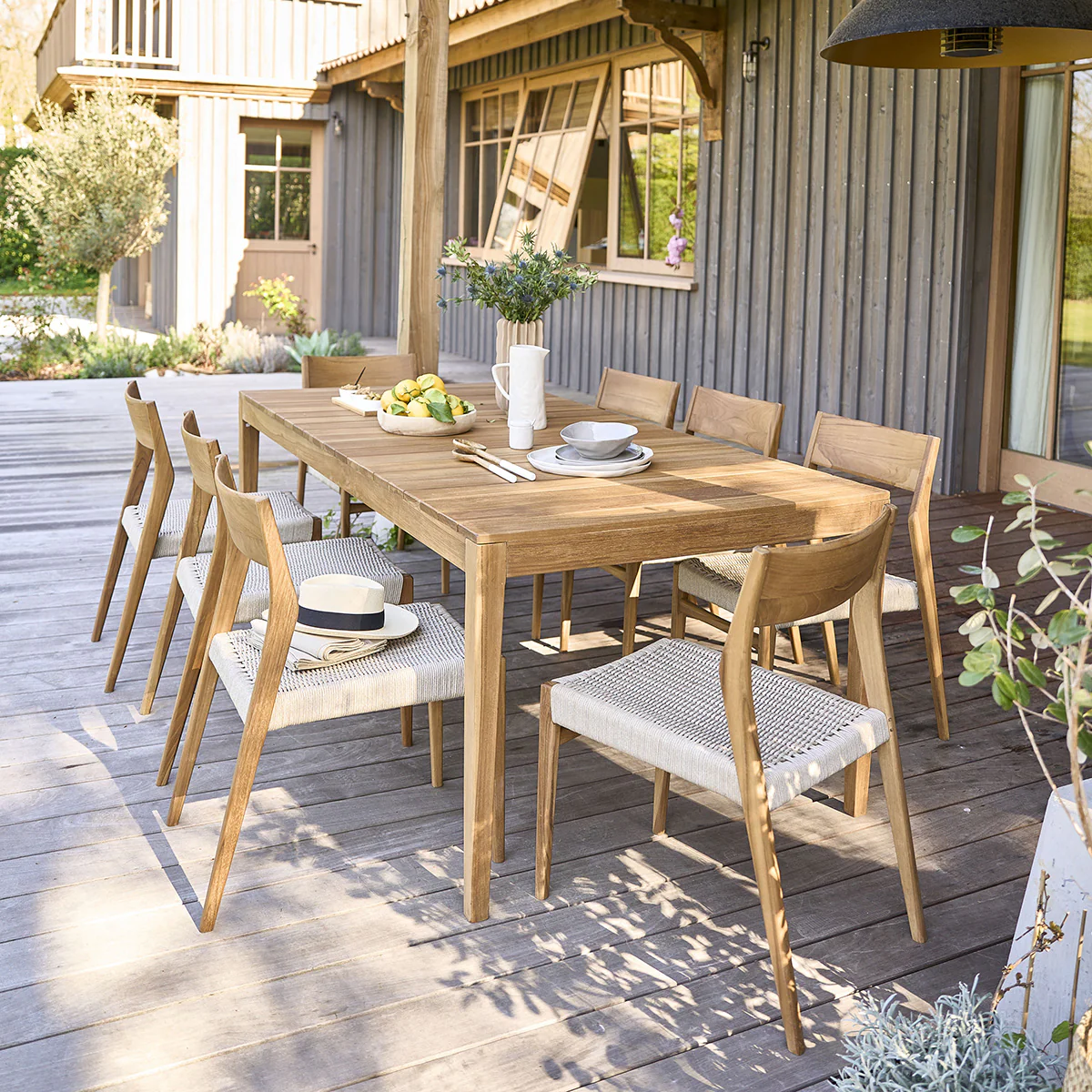 Salon de jardin en teck massif et cordage beige 8 pers. - Image 9