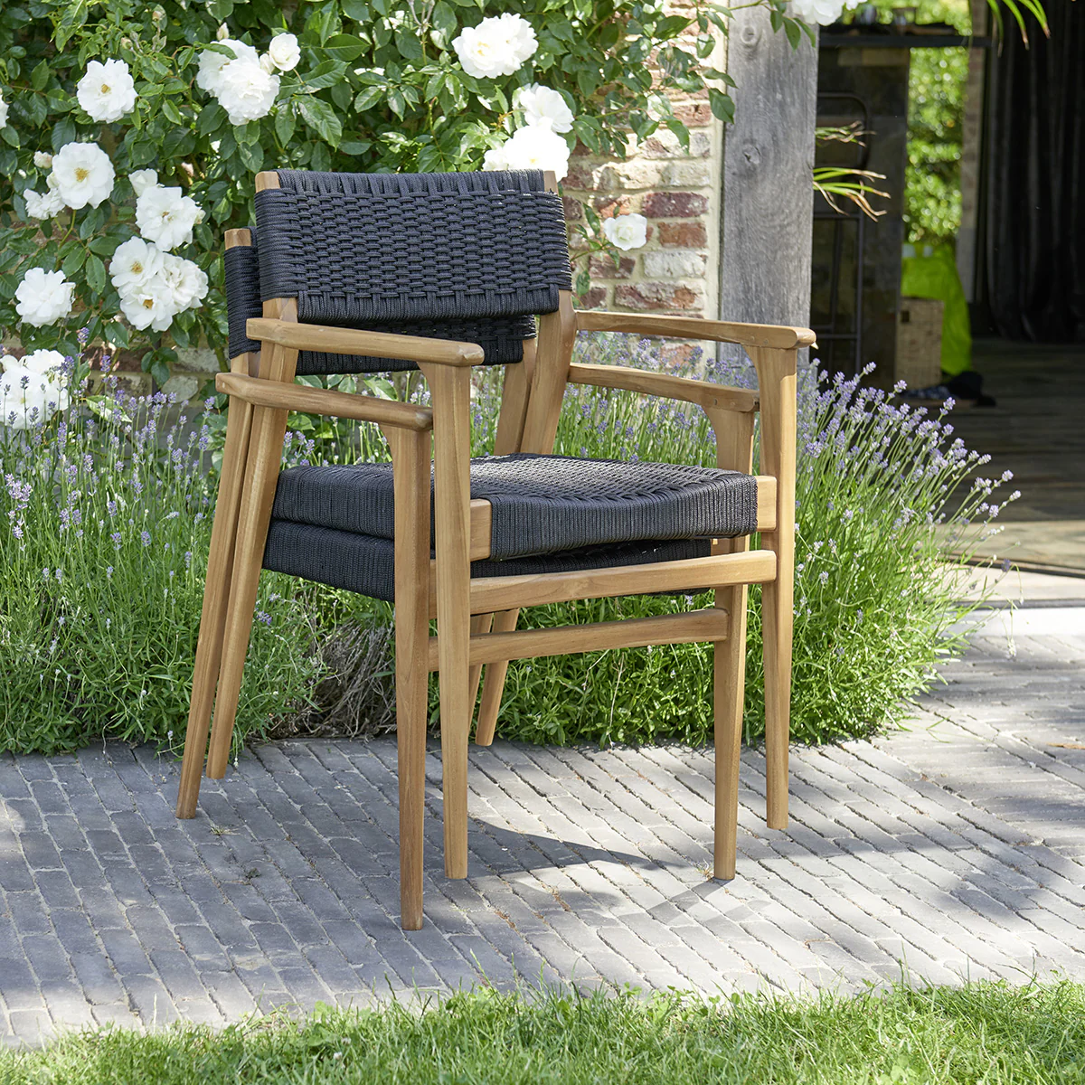 Salon de jardin en teck massif et cordage noir 8 pers. - Image 6
