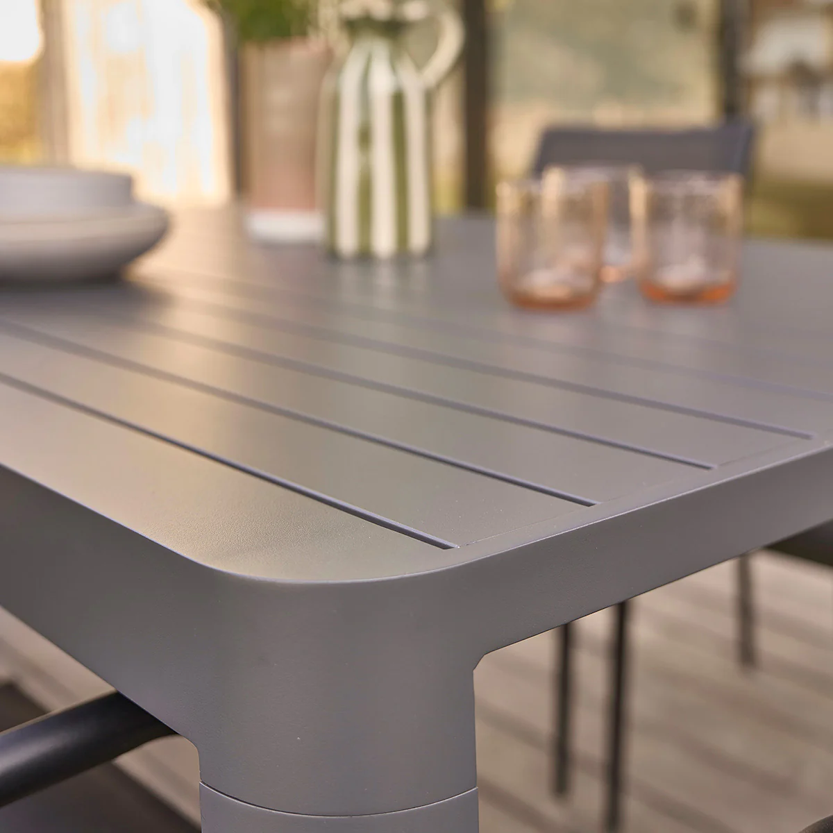 Salon de jardin en aluminium extensible gris 6/8 pers. - Image 5