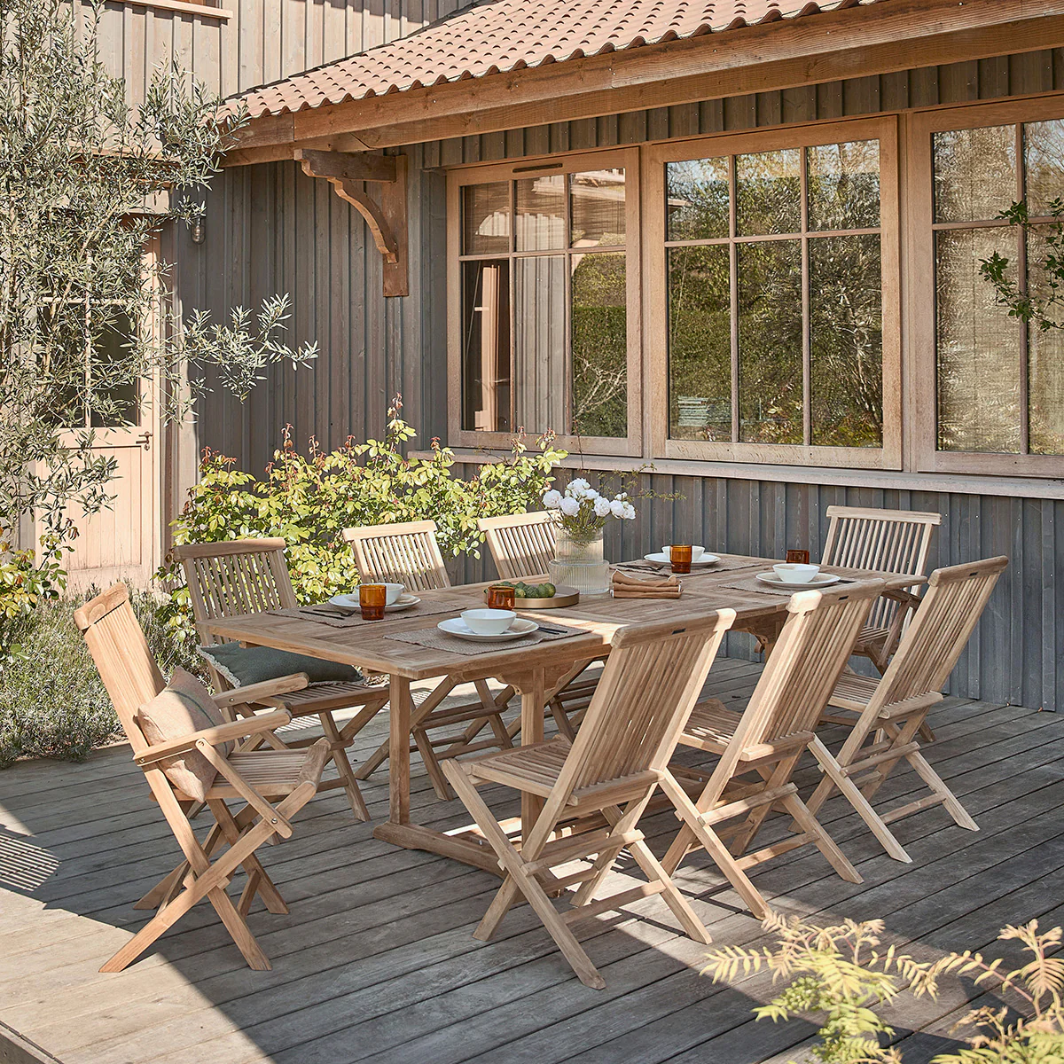Salon de jardin en teck massif extensible 8/10 pers.