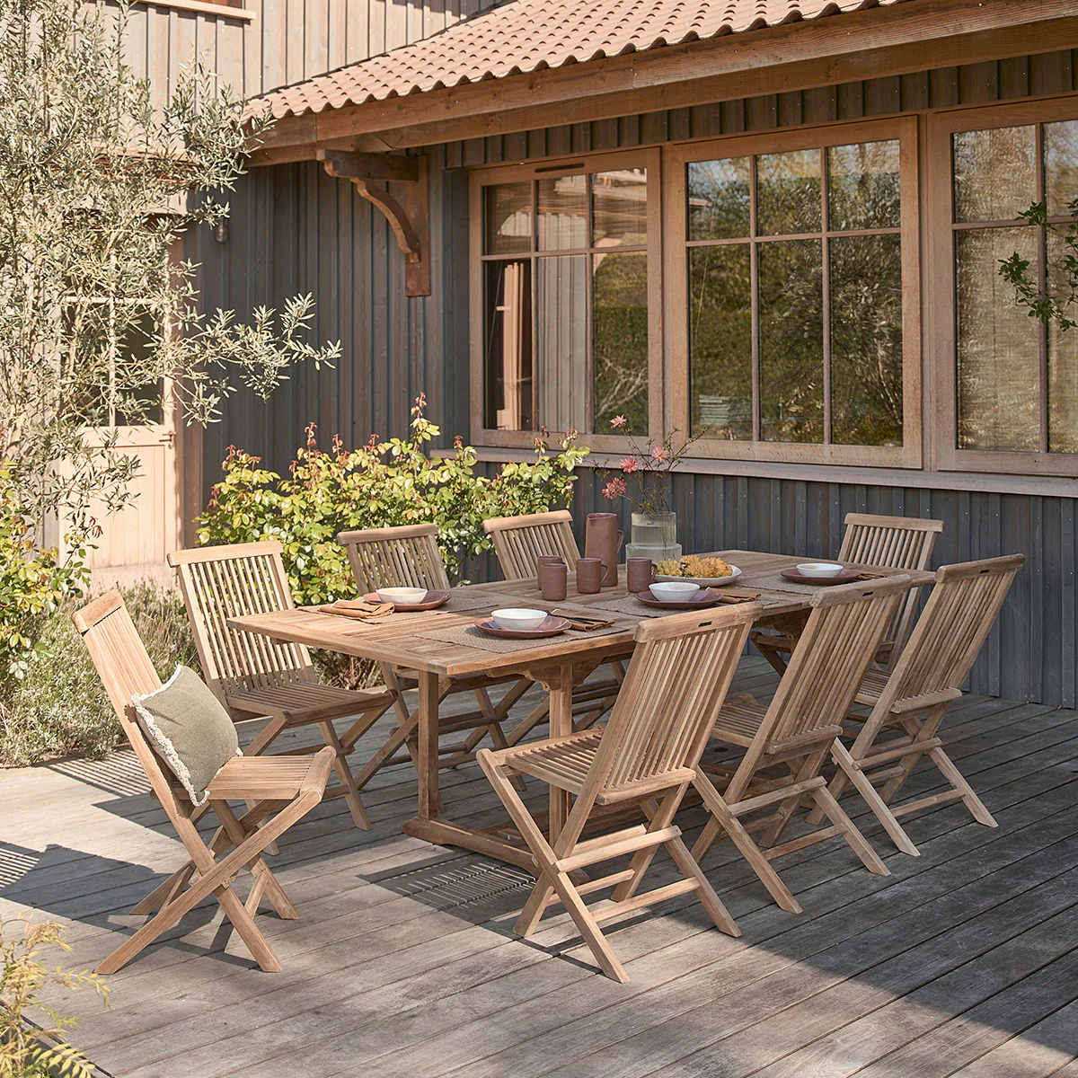 Salon de jardin en teck massif extensible 8/10 pers.