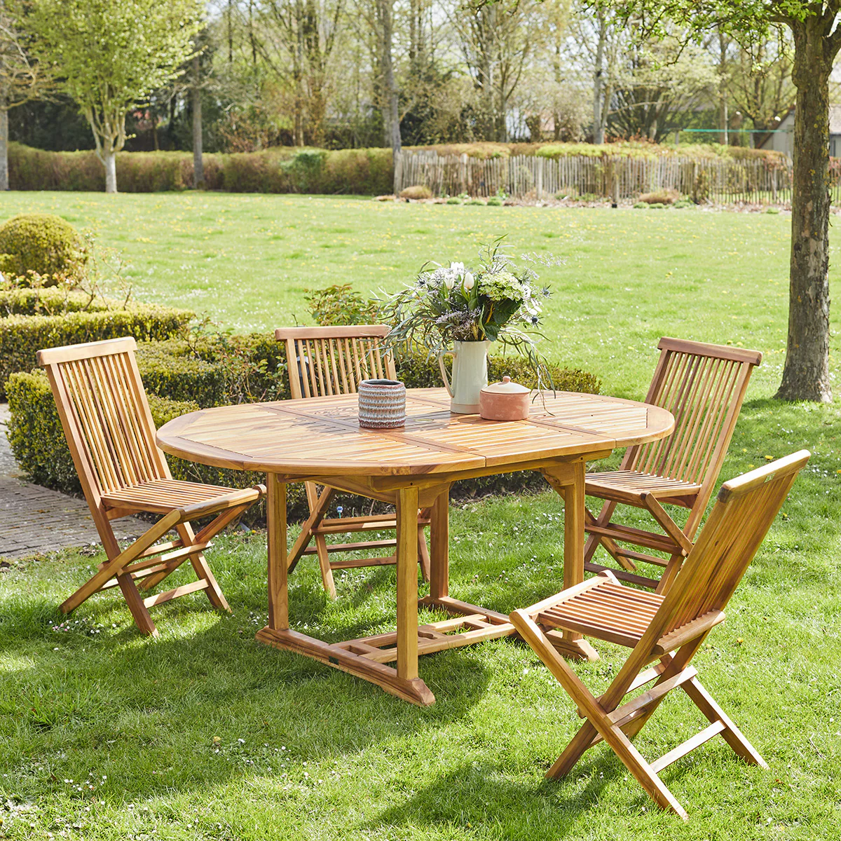 Salon de jardin en teck huilé massif extensible 4/8 pers.