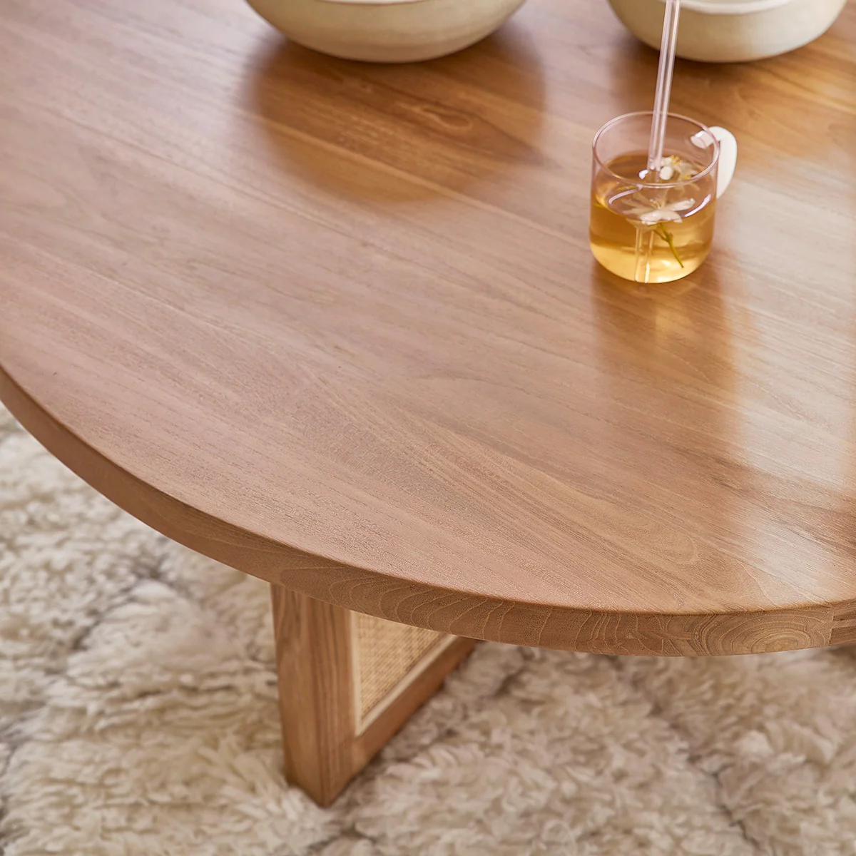 Table basse en teck massif pied cannage Ø 100 cm - Image 4