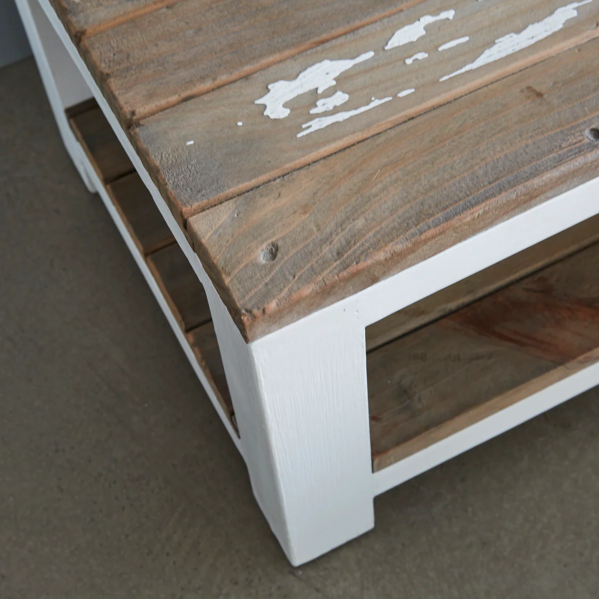 Table de chevet en bois recyclé massif 30 cm - Image 4