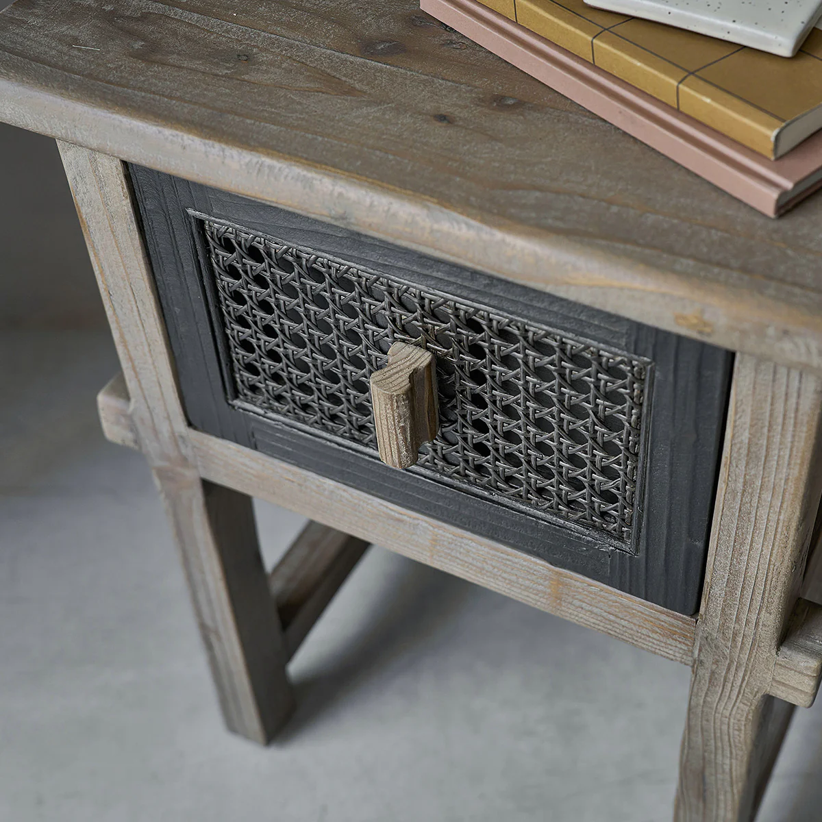 Table de chevet en bois recyclé massif 45 cm - Image 6