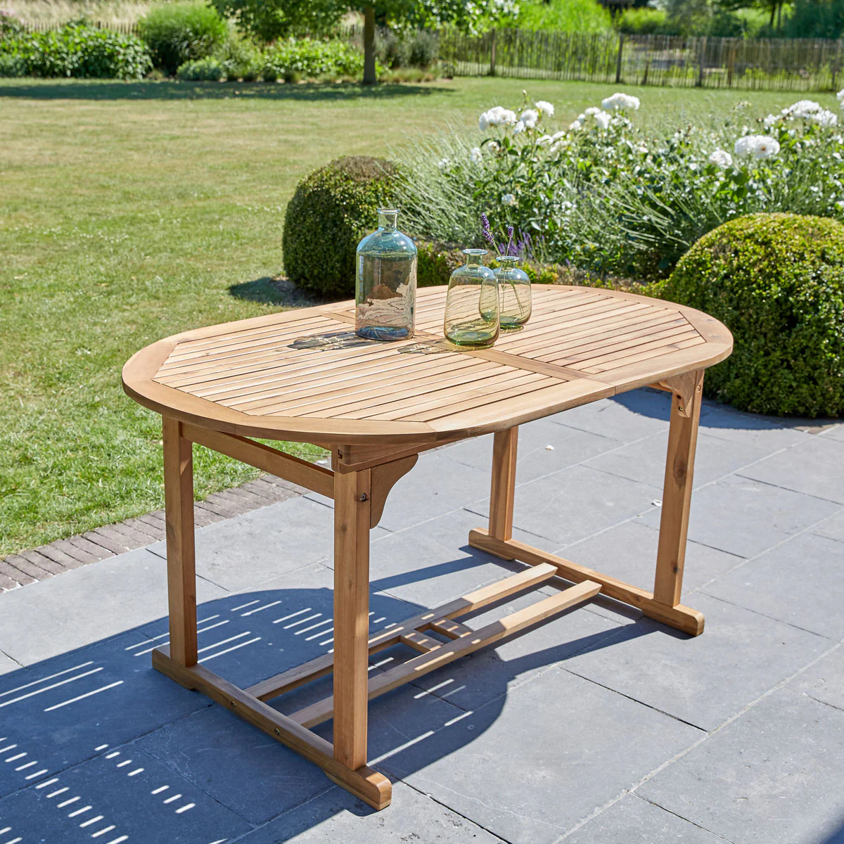 Table de jardin en acacia massif extensible ovale 6/8 pers.