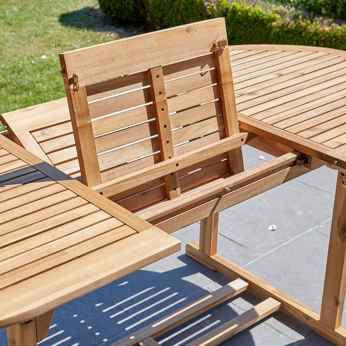 Table de jardin en acacia massif extensible ovale 6/8 pers. - Image 4