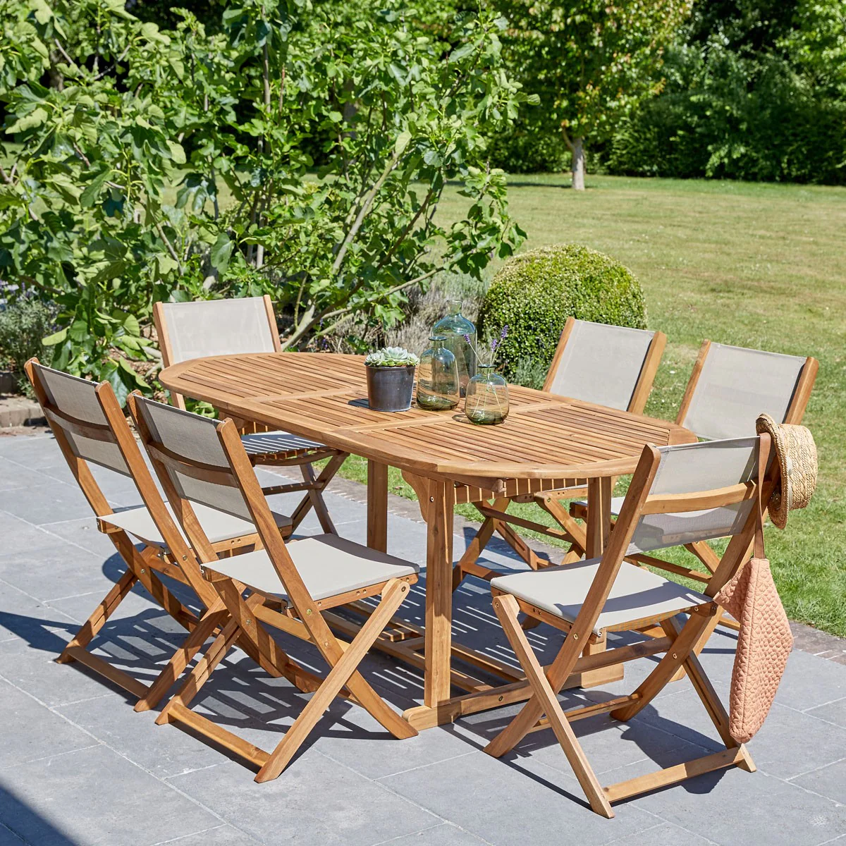 Table de jardin en acacia massif extensible ovale 6/8 pers. - Image 6